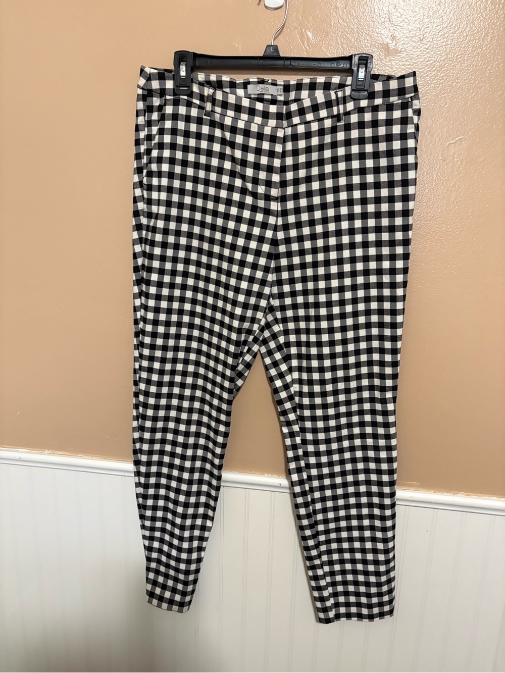 Dalia Size 12 Black/White Checkered Pants  Preowned